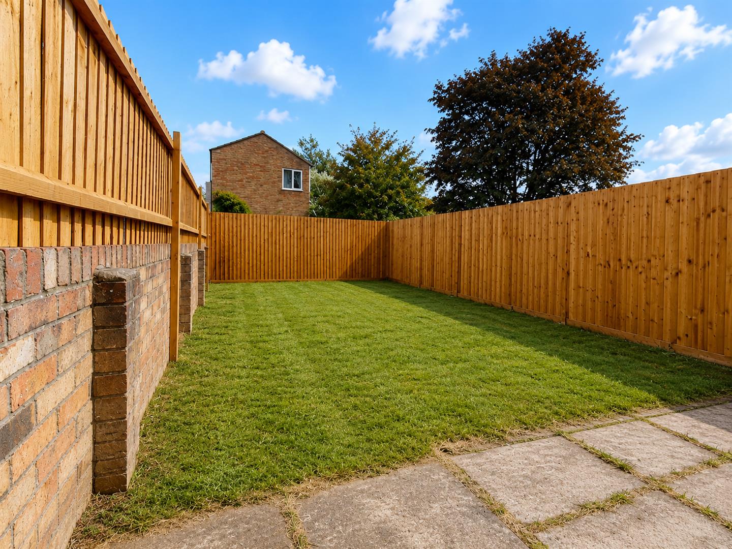 Buckingham Gate, Eaglestone, Milton Keynes
